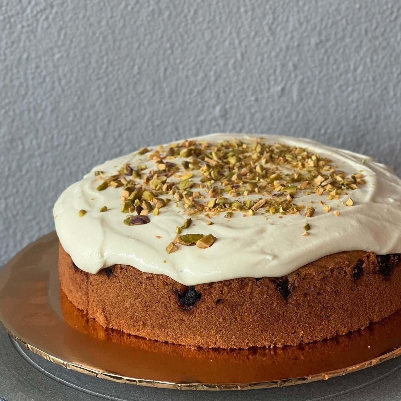 Pistachio Raspberry Cake